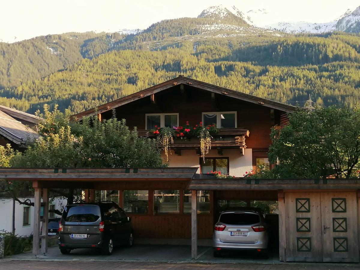 ブラームベルク・アム・ヴィルトコーゲルHaus Hoferアパートメント エクステリア 写真